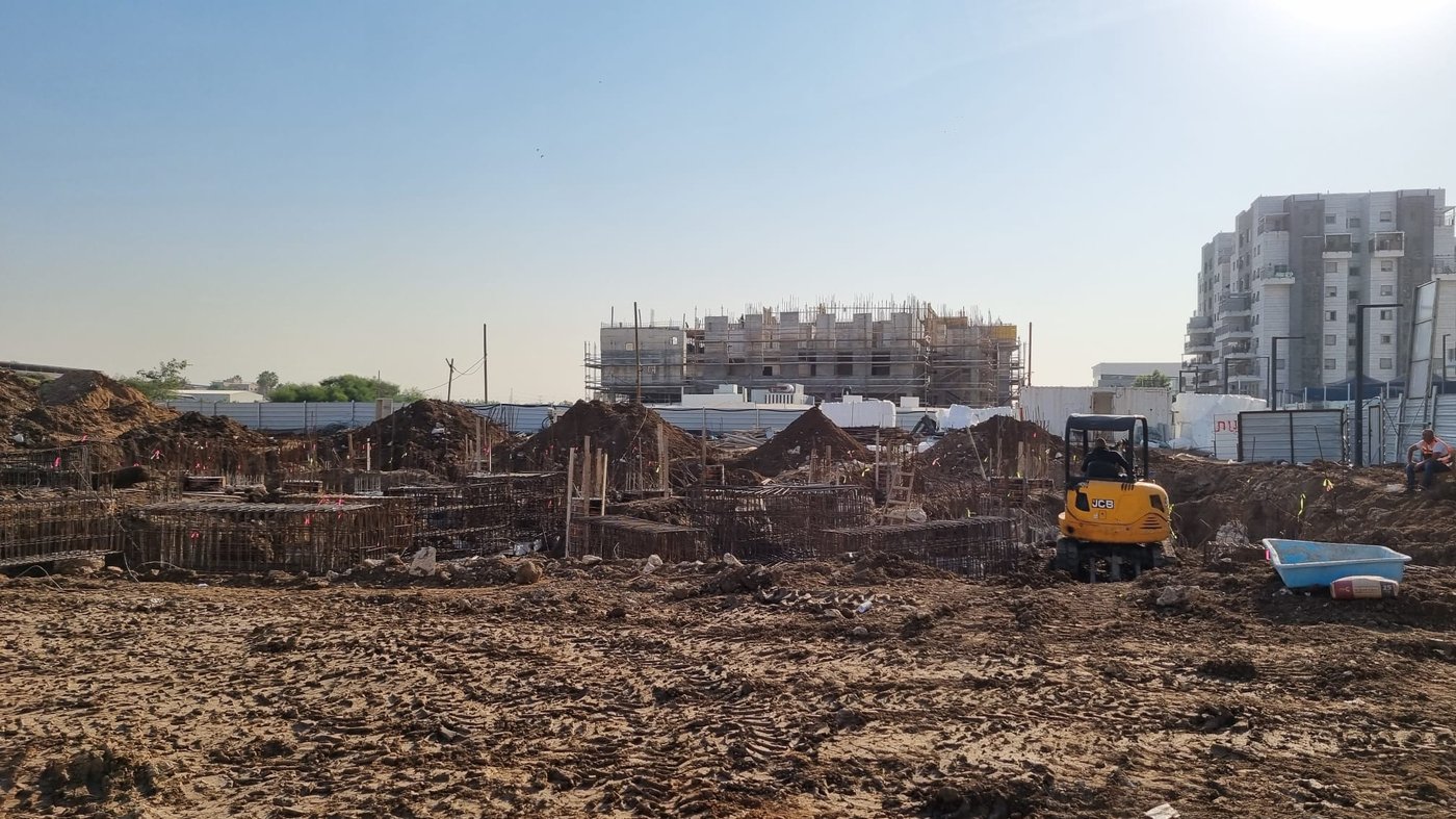 טקס הנחת אבן פינה לקמפוס המפואר של קהילת 'הפלג' בלוד