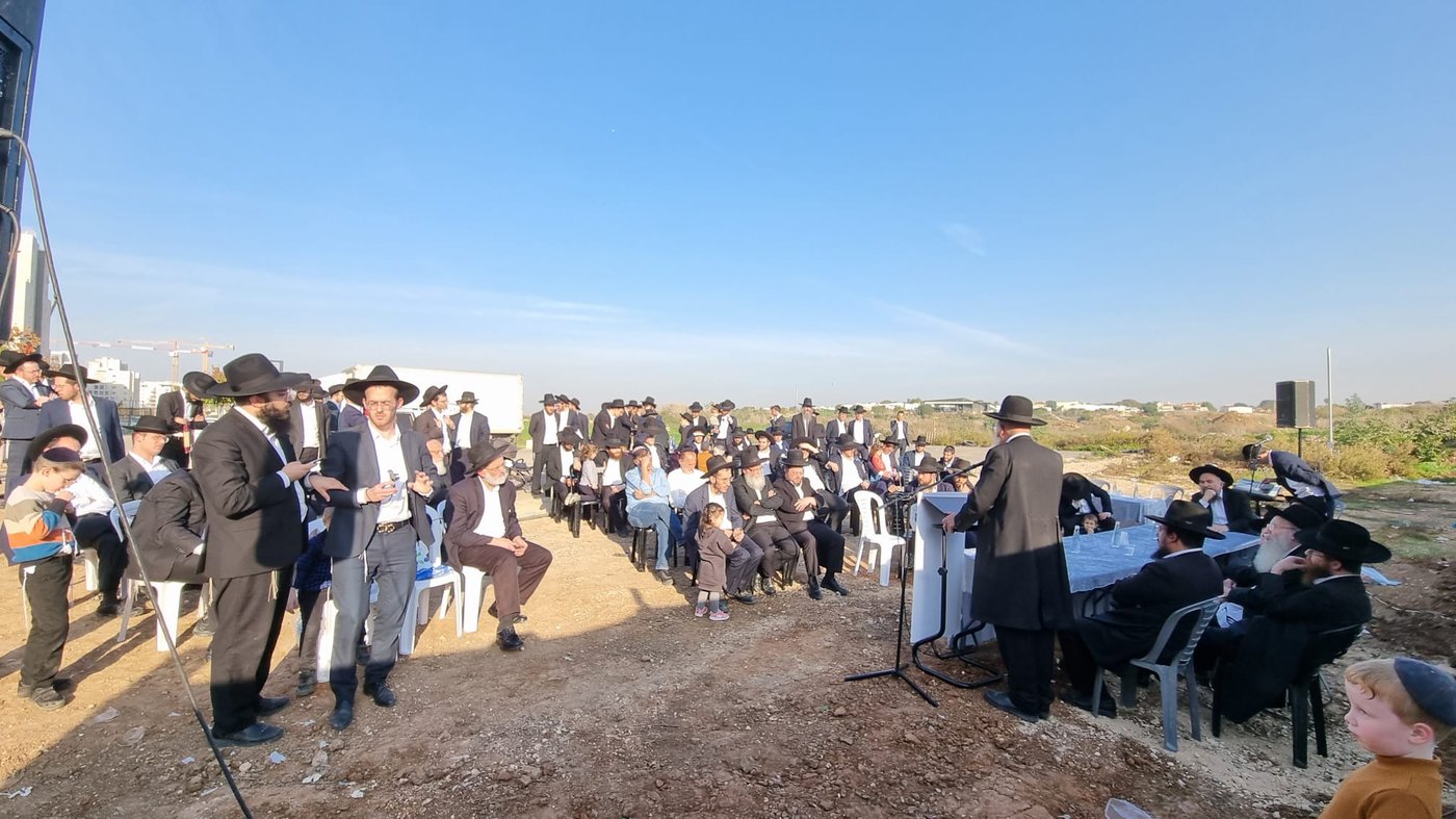 טקס הנחת אבן פינה לקמפוס המפואר של קהילת 'הפלג' בלוד