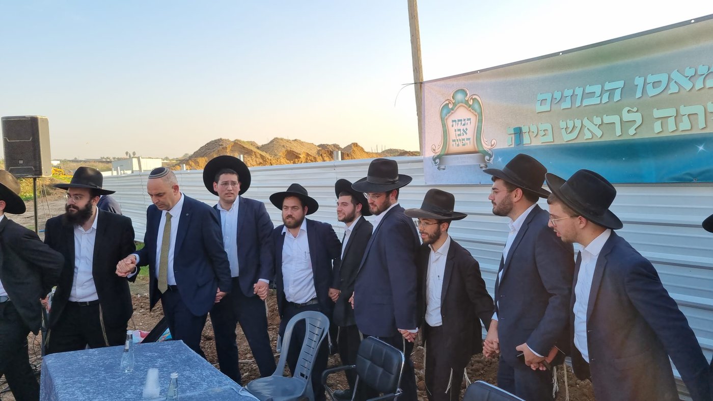 טקס הנחת אבן פינה לקמפוס המפואר של קהילת 'הפלג' בלוד