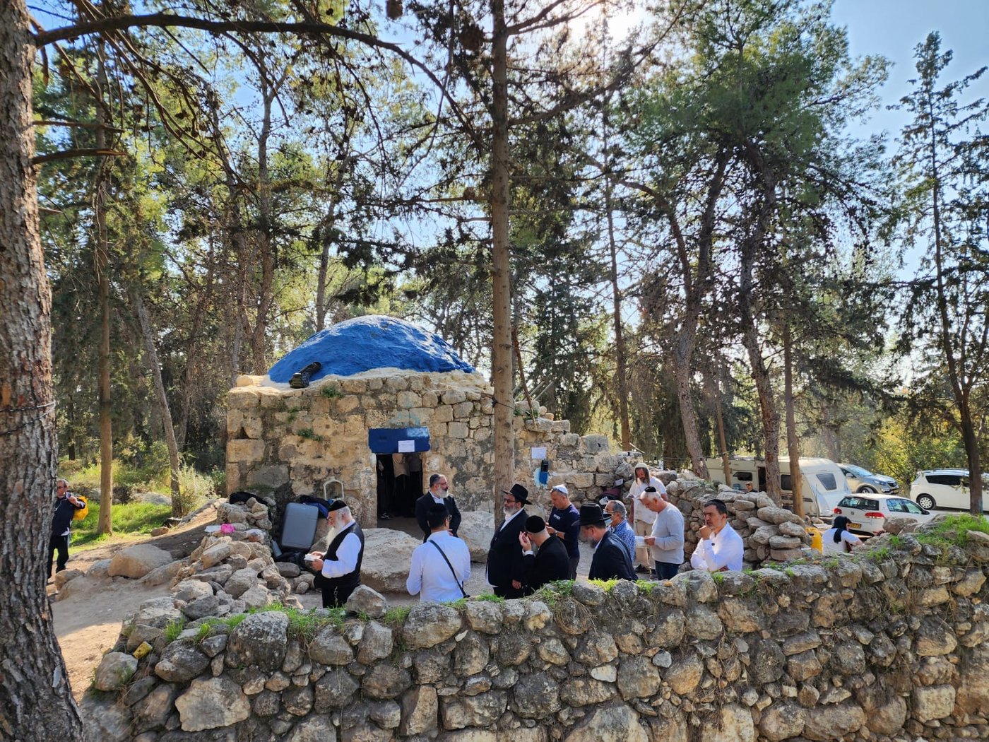 כיפה כחולה • אלו החידושים ב"קבר מתתיהו" ביער בן שמן