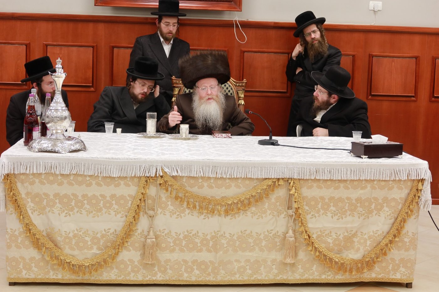 הדלקת נר חנוכה ויום ההצלה בקרעטשניף קרית גת