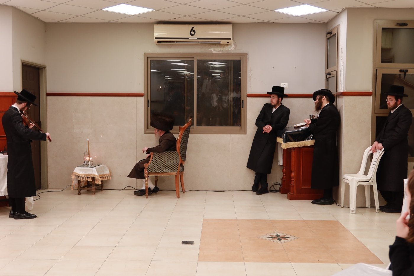 הדלקת נר חנוכה ויום ההצלה בקרעטשניף קרית גת