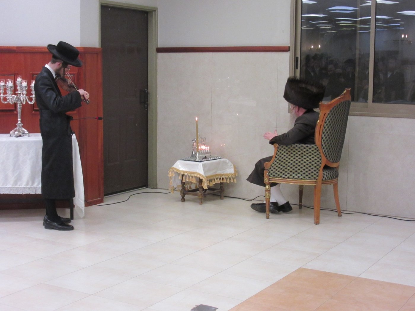 הדלקת נר חנוכה ויום ההצלה בקרעטשניף קרית גת