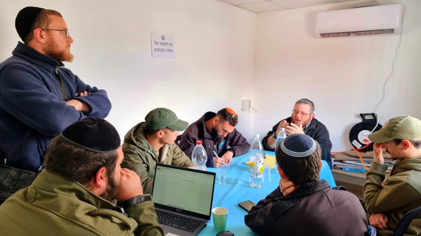 מוישי קליינרמן, חדד ואילוביץ: החיפושים אחר "נעדרי מירון"