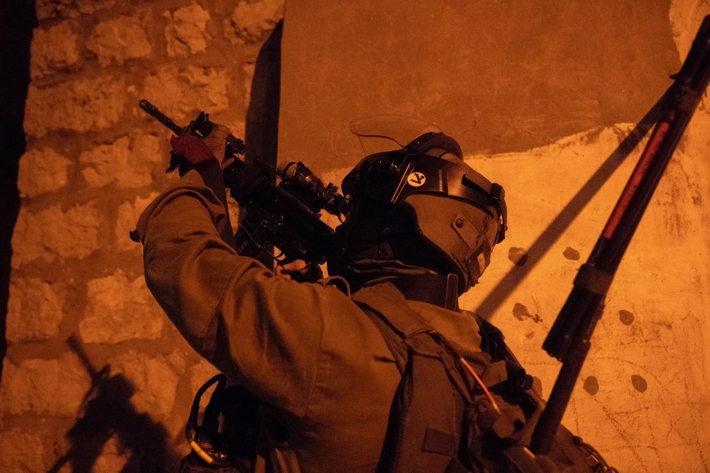 עשרה מבוקשים ולמעלה מ-20 רכבים נתפסו הלילה ביו"ש