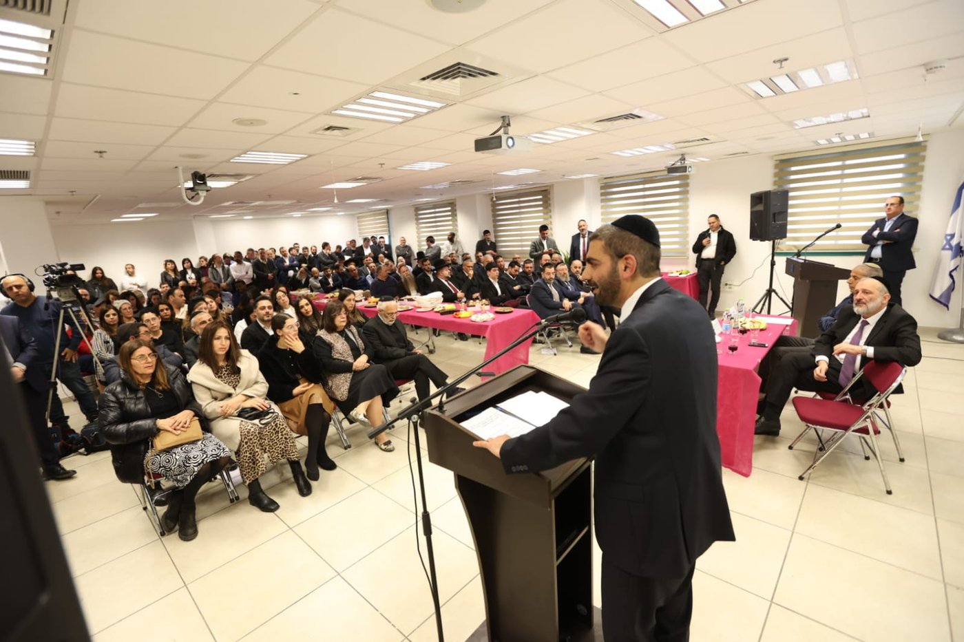 השר מלכיאלי נכנס למשרד הדתות: "נקדש שם שמיים"