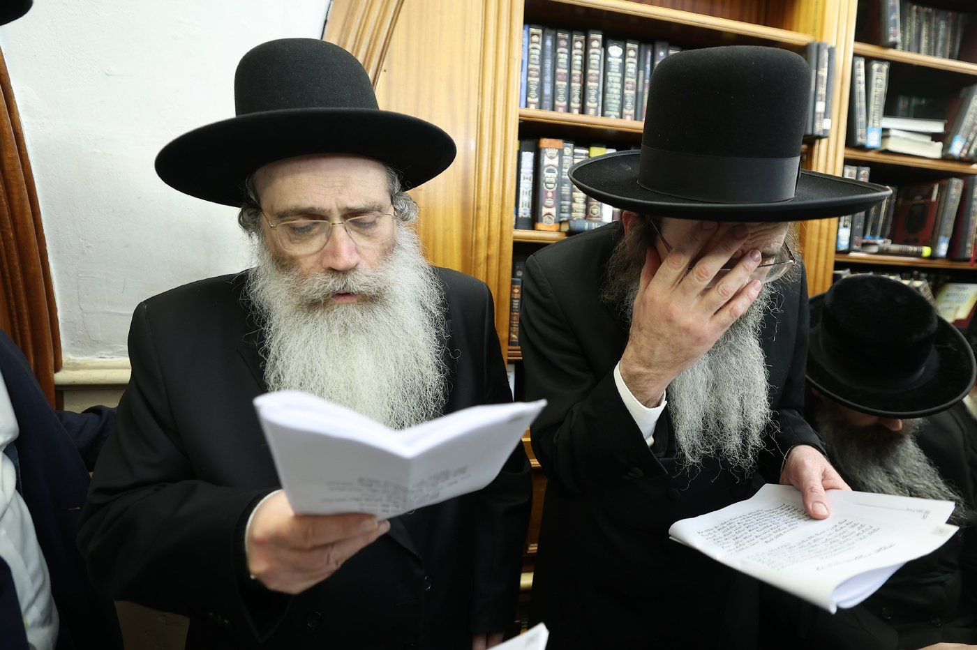 המונים העתירו במעמד "רינה של תורה" בזאת חנוכה | צפו בגלריה