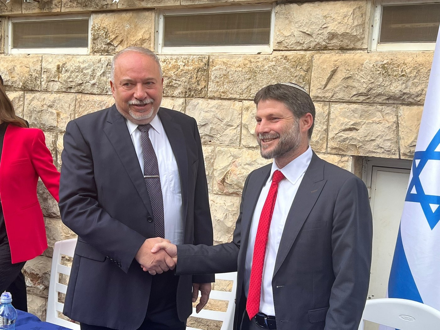 נאום לוחמני של בר לב, בן גביר לחץ את ידו והגיב: "הגיע הזמן לטפל גם ביהודים אנרכיסטים"