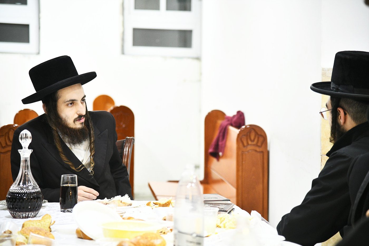 האדמו"ר הצעיר מלעלוב ערך 'הילולה' לזכר סבו זצ"ל