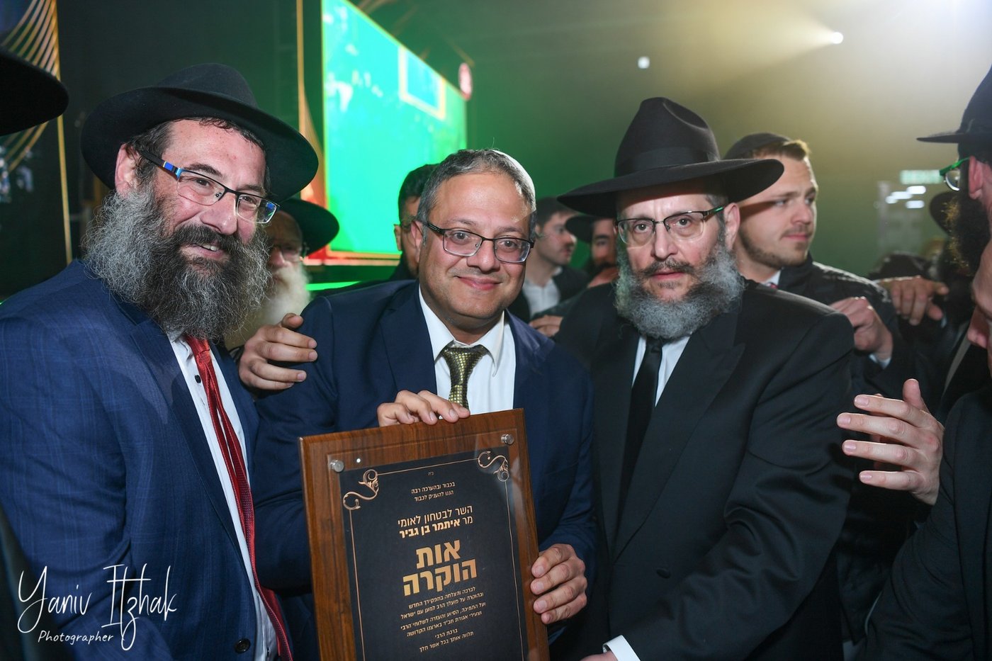 שרי הממשלה וראשי ערים הצדיעו לשלוחי חב"ד בישראל