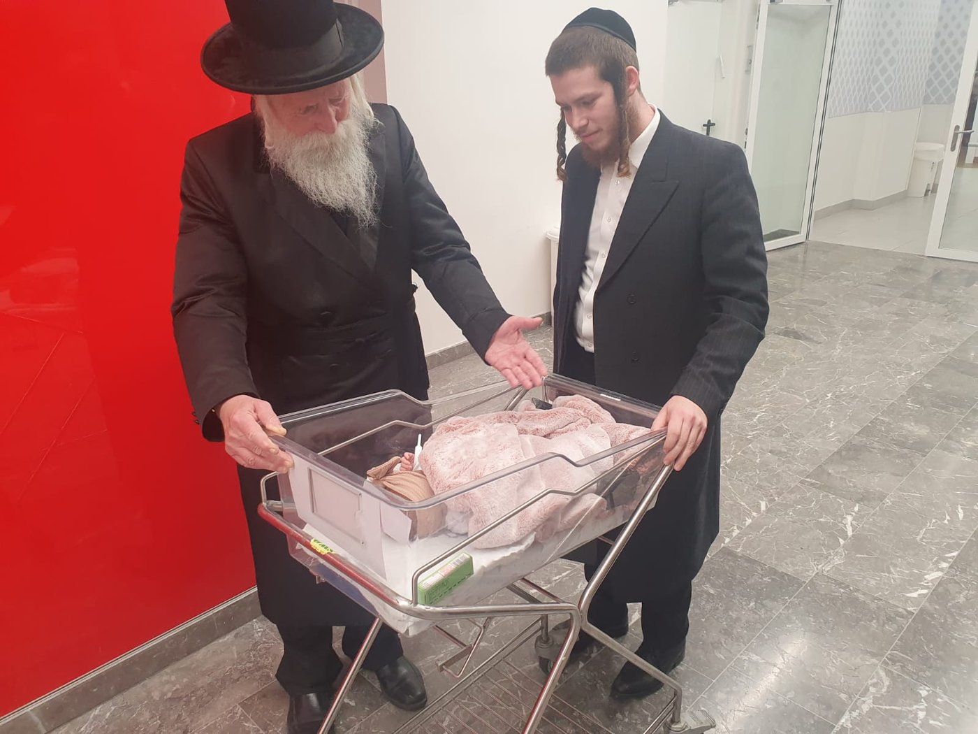 זופניק בכיכר • כל התמונות והנייעס של השבוע