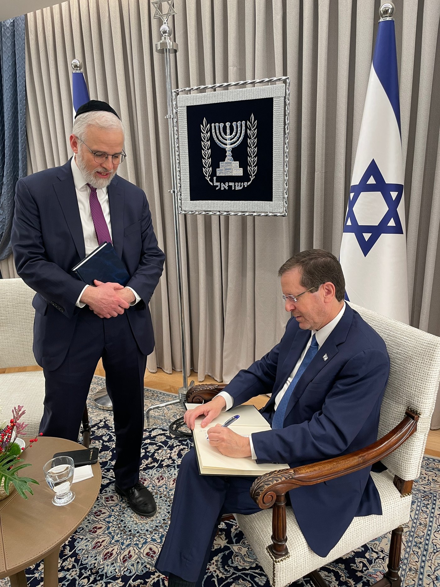 נשיא המדינה נפגש עם משלחת של ה-OU