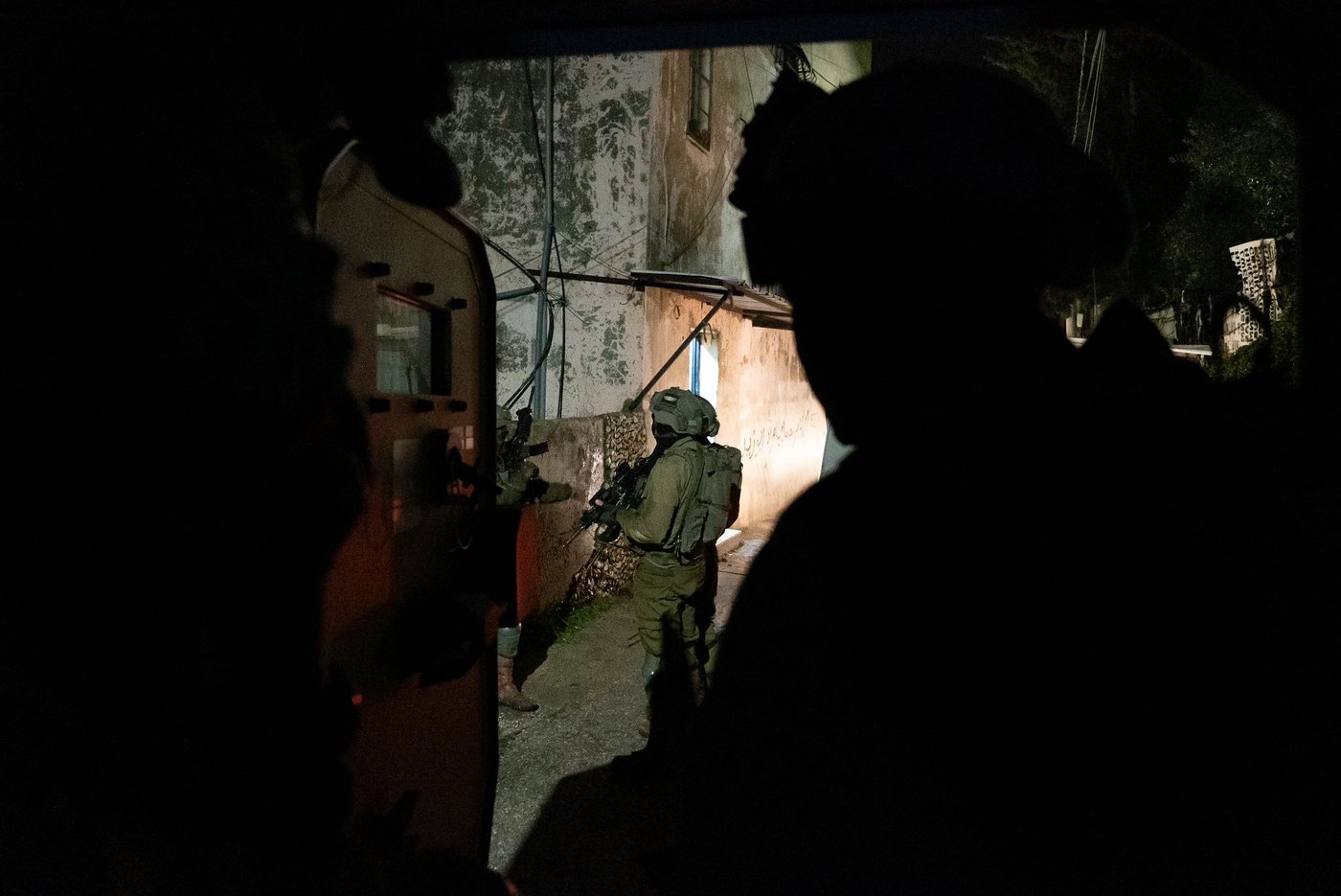 8 מבוקשים נעצרו: אבנים יודו על כוחות הביטחון