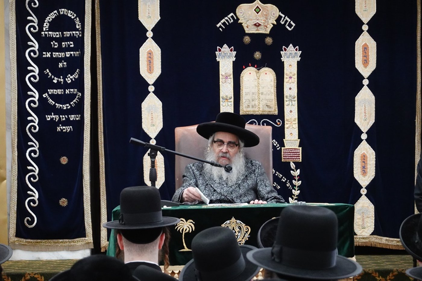 תיעוד נרחב: המסע של הרבי מסאטמר לרומניה