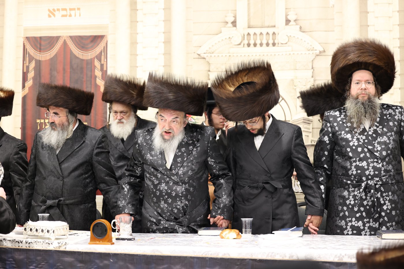 שבע ברכות המרכזי בחצרות לעלוב-טמשוואר אלעד