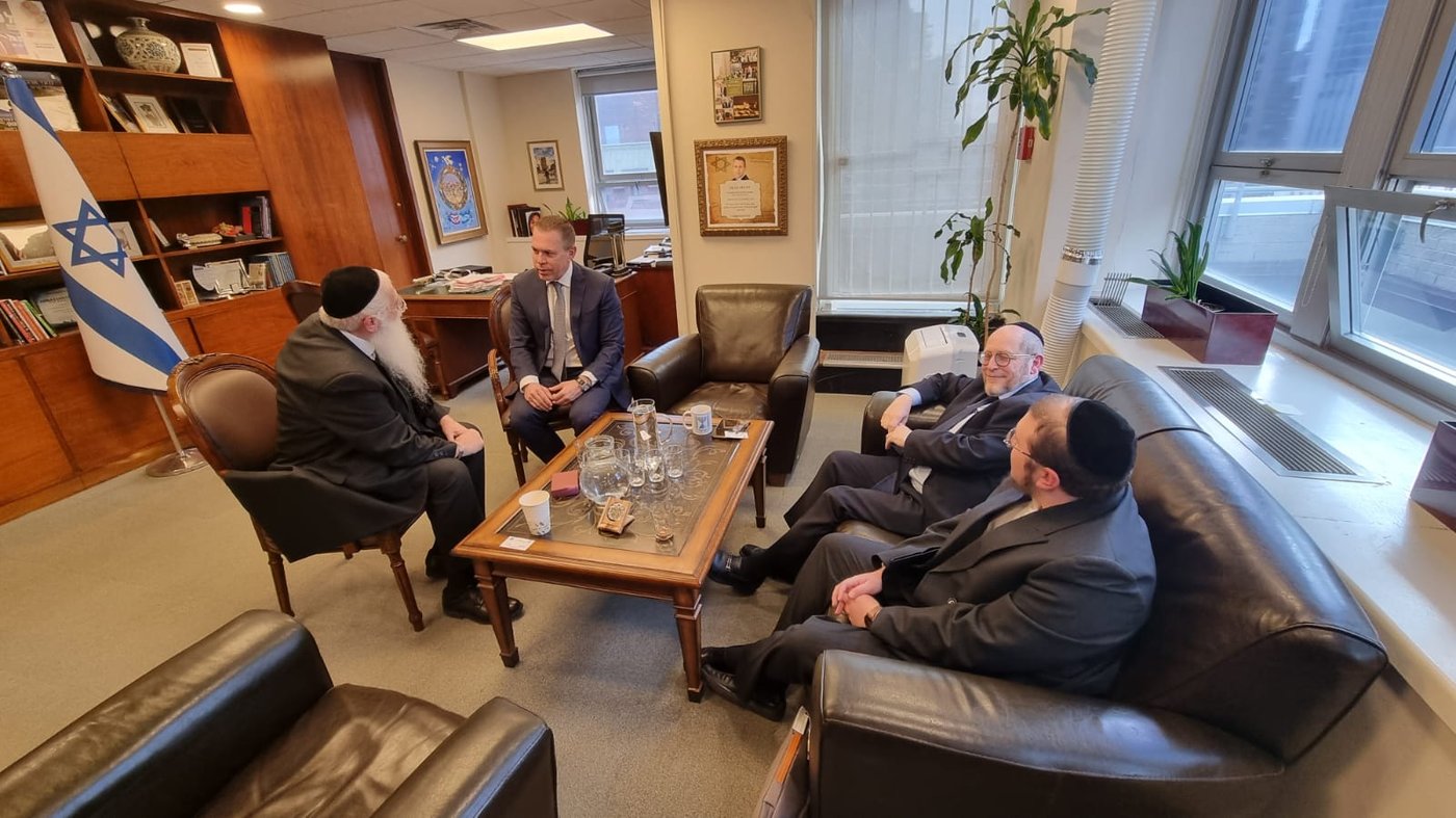 השר מאיר פרוש ביקר בארה"ב; זה מה שעשה שם