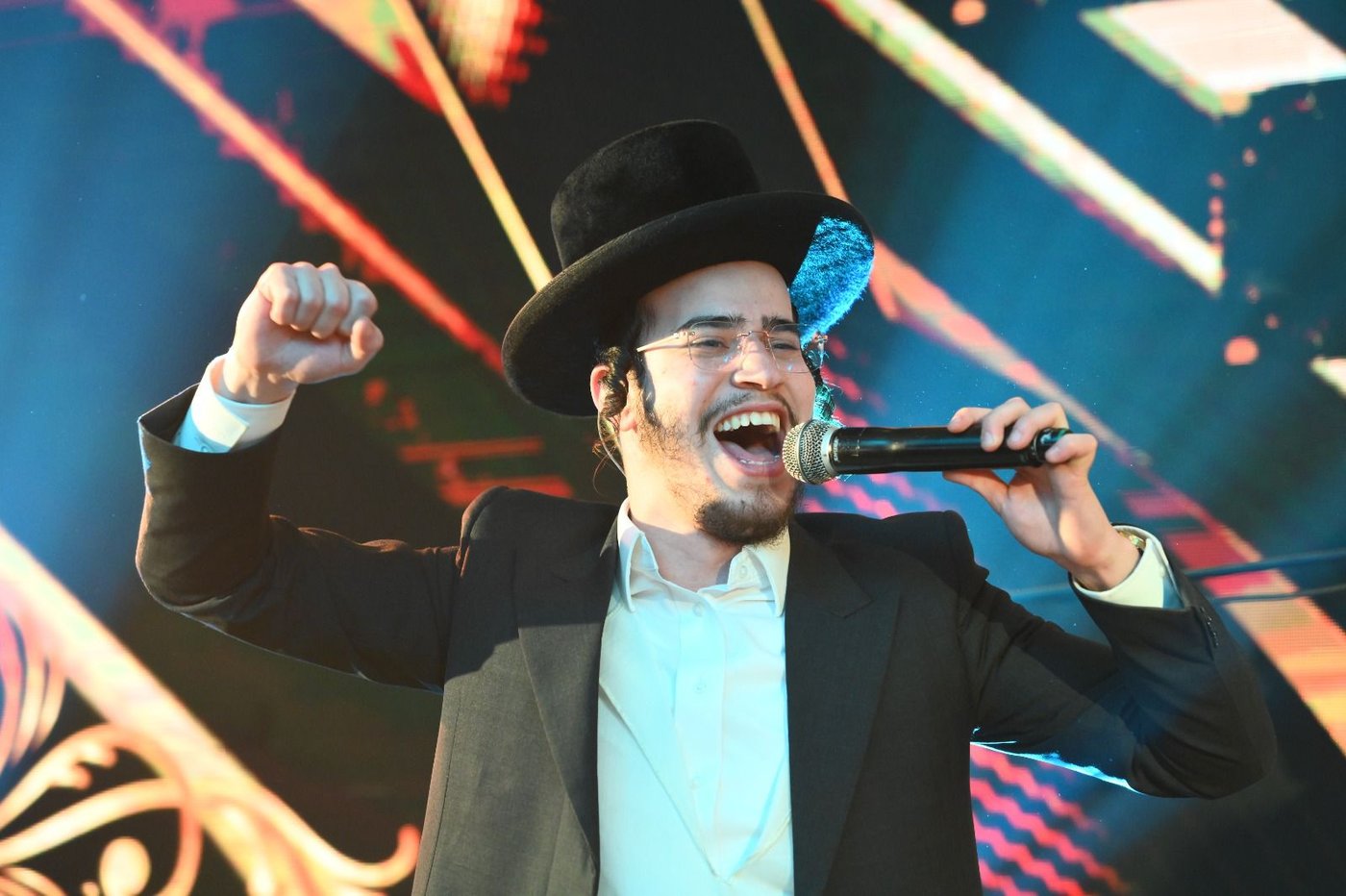 "אשריך": נחשף השיר החדש לכנסייה הגדולה