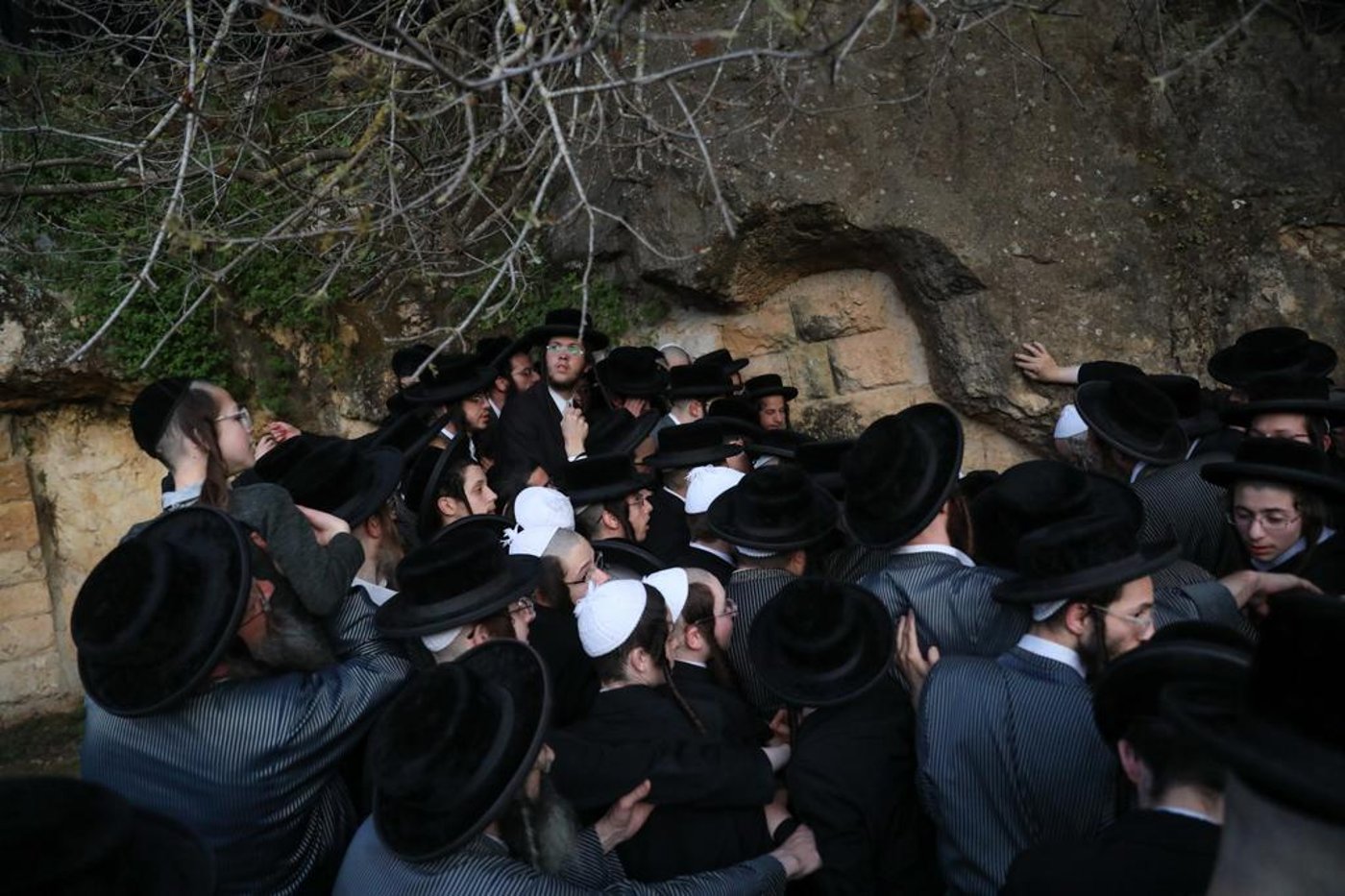 האדמו"ר מתולדות אהרן בשאיבת מים שלנו | תיעוד