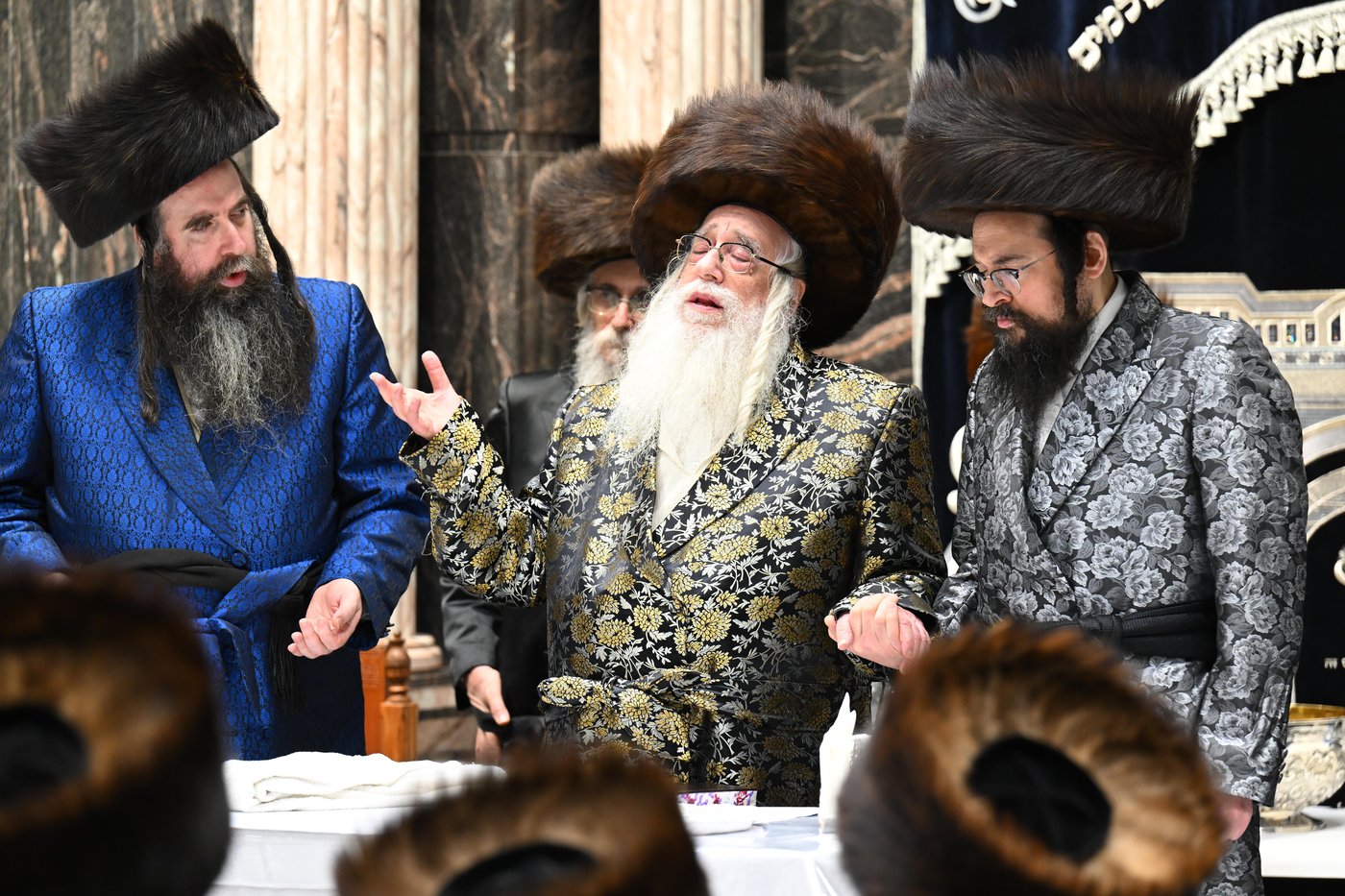 מראות חג הפסח בחצר הקודש צאנז | תיעוד מסכם