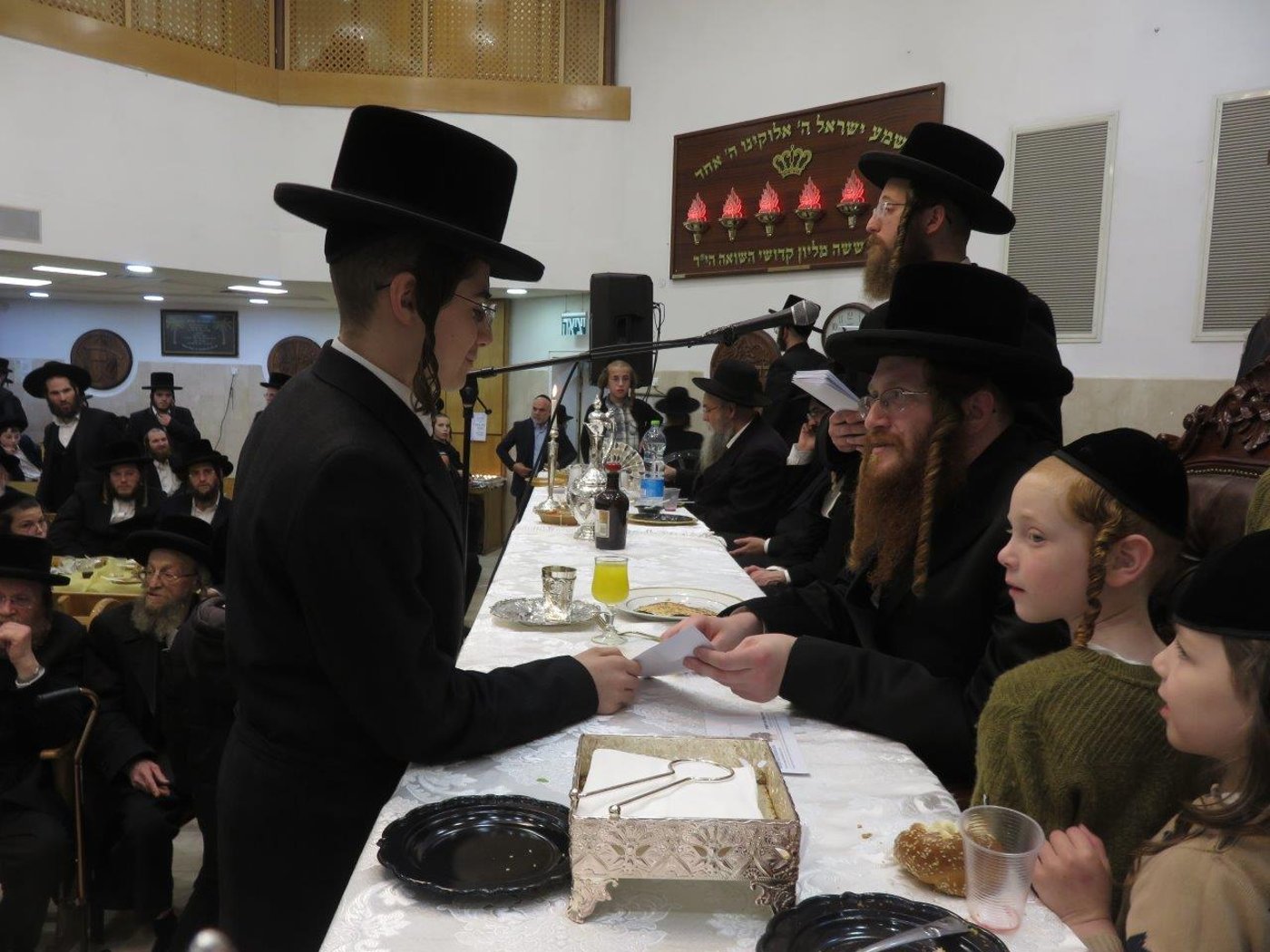 בקאליב
ציינו ארבע שנים לפטירת האדמו"ר מקאליב זיע"א