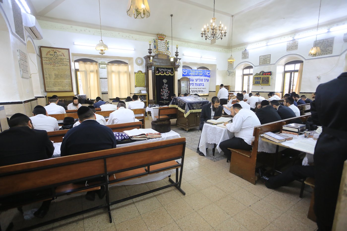בראשות הגר"ב פינקל: מעמד ישועות נורא בערב שביעי של פסח