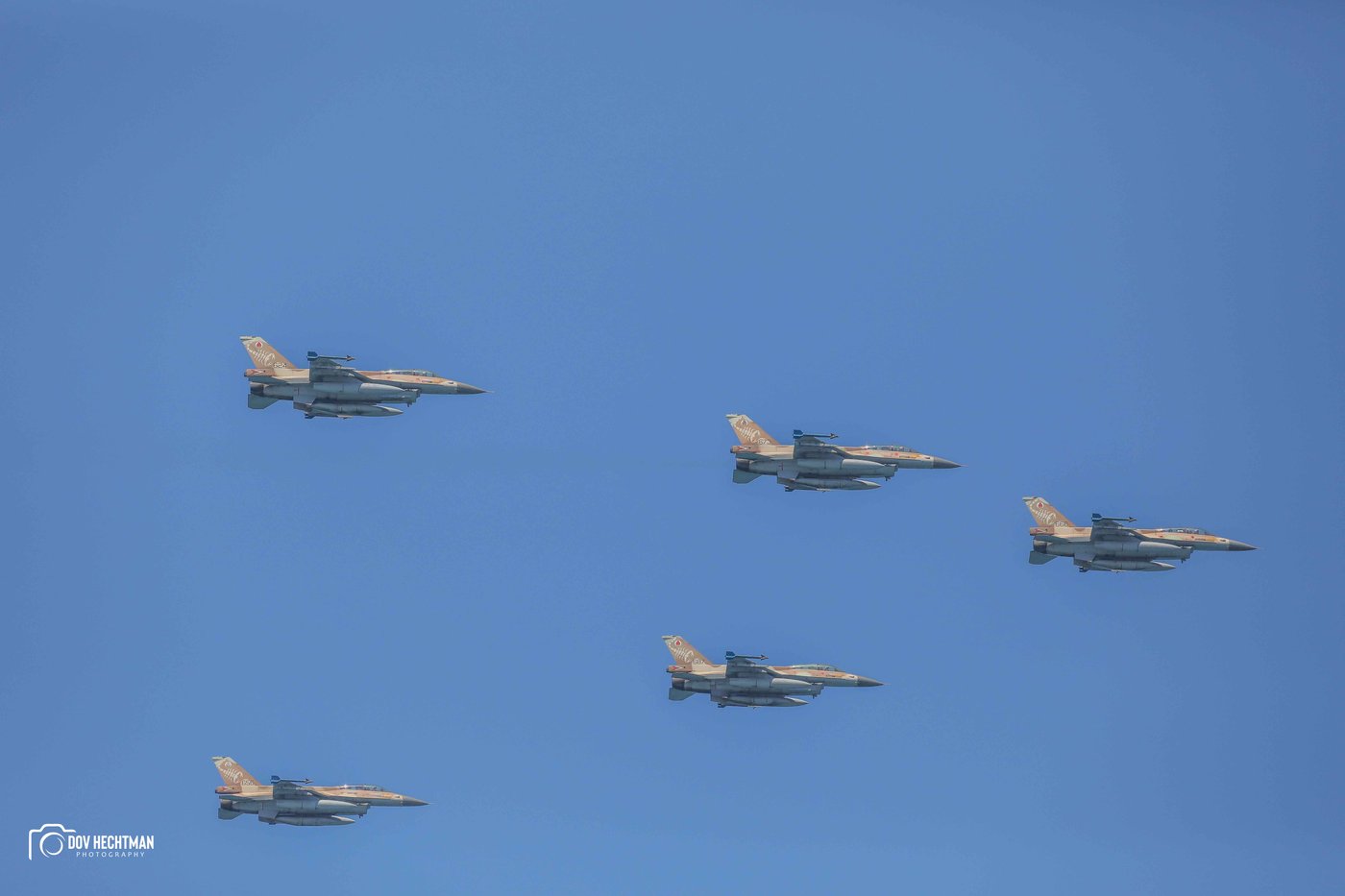 במבט קרוב: תיעוד מרהיב של מטס יום העצמאות ה-75