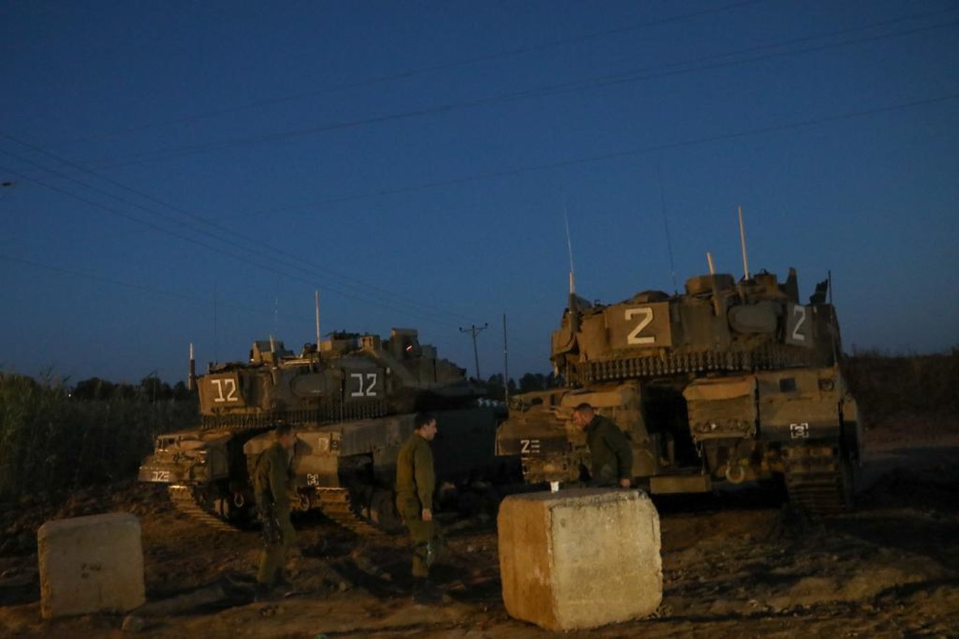 בתגובה לשיגור עשרות רקטות: צה"ל תקף יעדי חמאס בעזה | הירי לעבר ישראל - נמשך