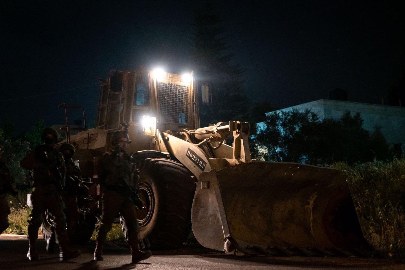 צה"ל הרס בתי מחבלים מהפיגועים באריאל ובכפר פונדק | צפו בתיעוד