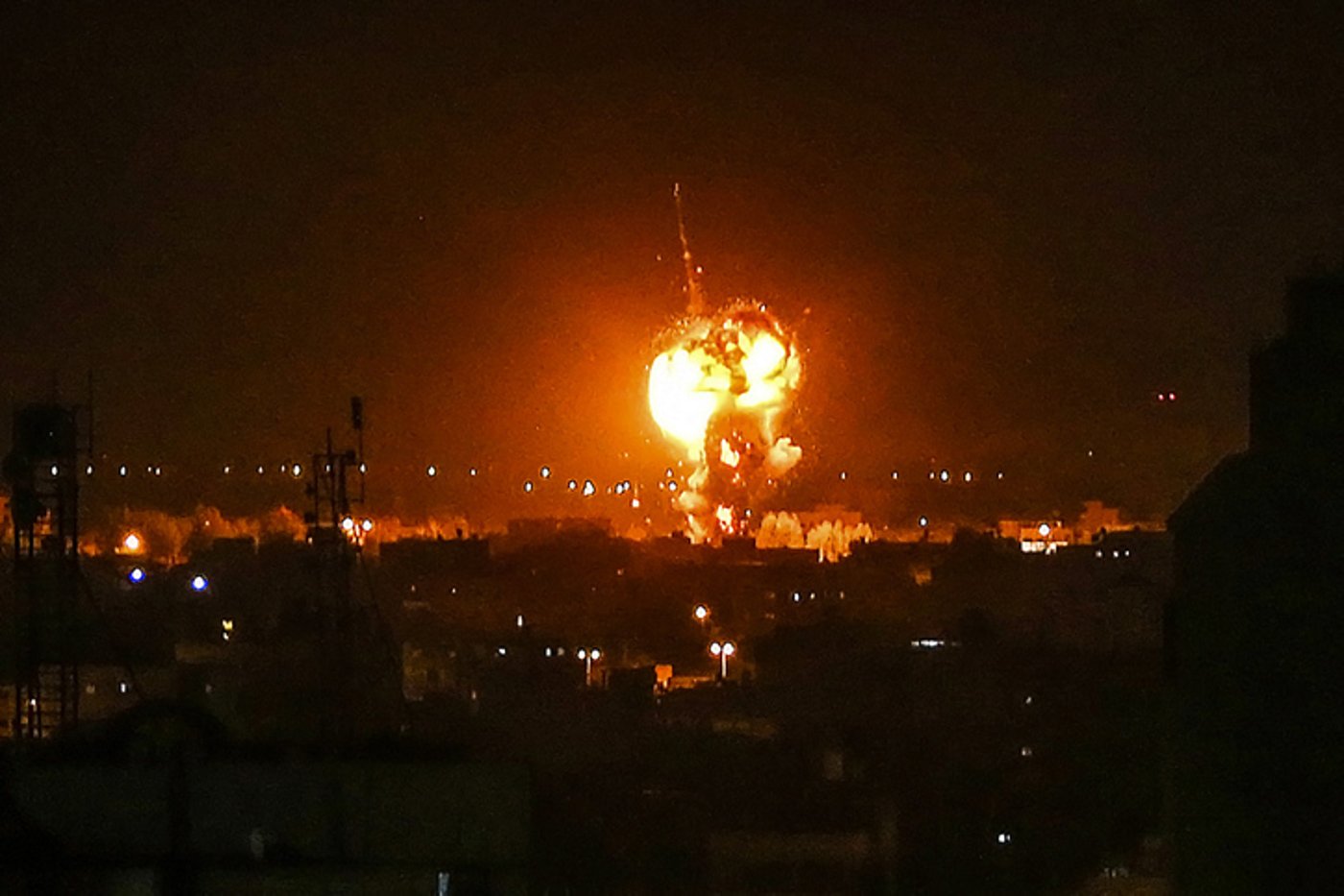 רוב הציבור לא מרוצה מתגובת הממשלה לירי מעזה; האופוזיציה ממשיכה להוביל במספר המנדטים