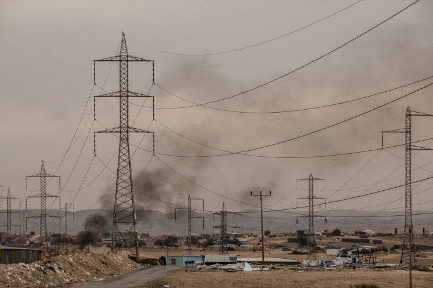 הממשלה תאשר "חשמל כשר"; איווט ליברמן מסית - גפני הגיב: "הוא לא מבין בנושא"
