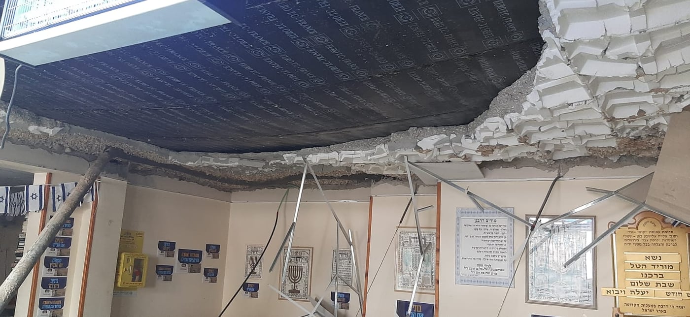 "נמנע אסון כבד"; תקרה קרסה בבית כנסת שנבנה ללא היתר