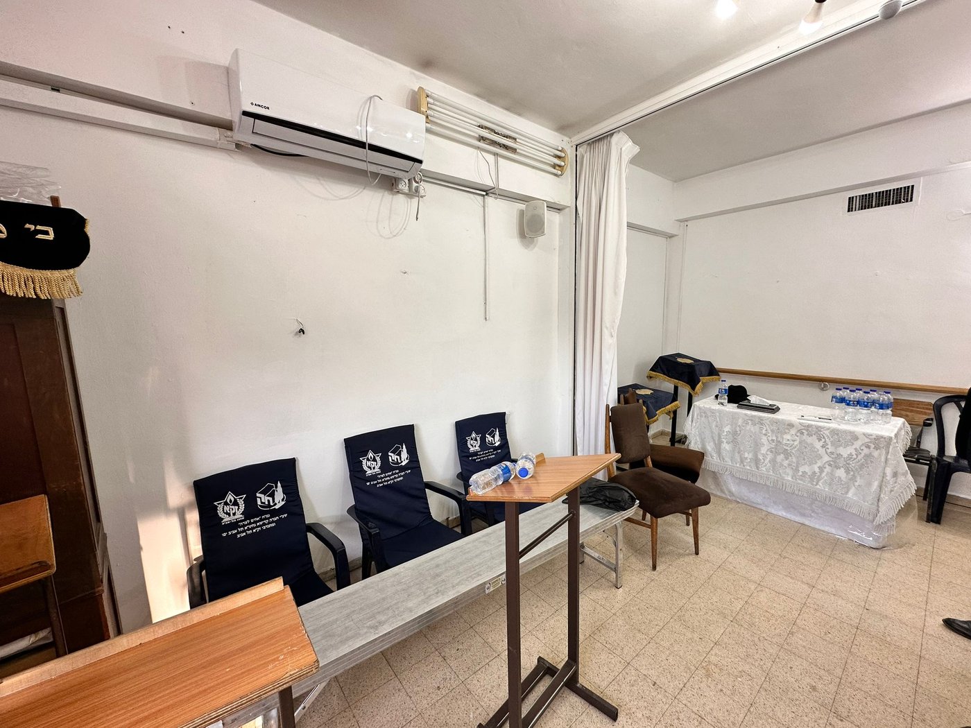 הצצה נדירה אל ביתו של מרן רבי גרשון אדלשטיין זצוק"ל • צפו