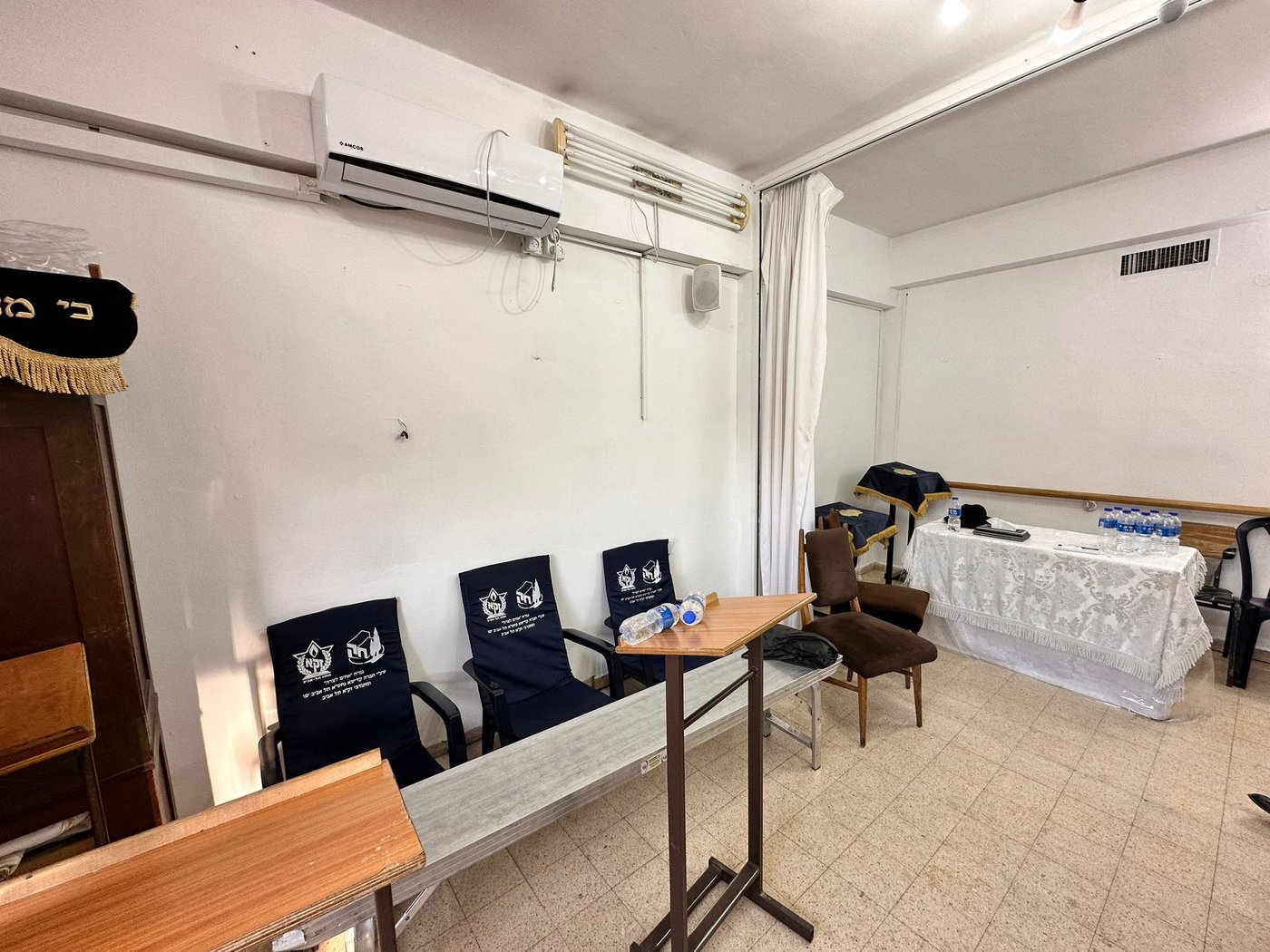 הצצה נדירה אל ביתו של מרן רבי גרשון אדלשטיין זצוק"ל • צפו