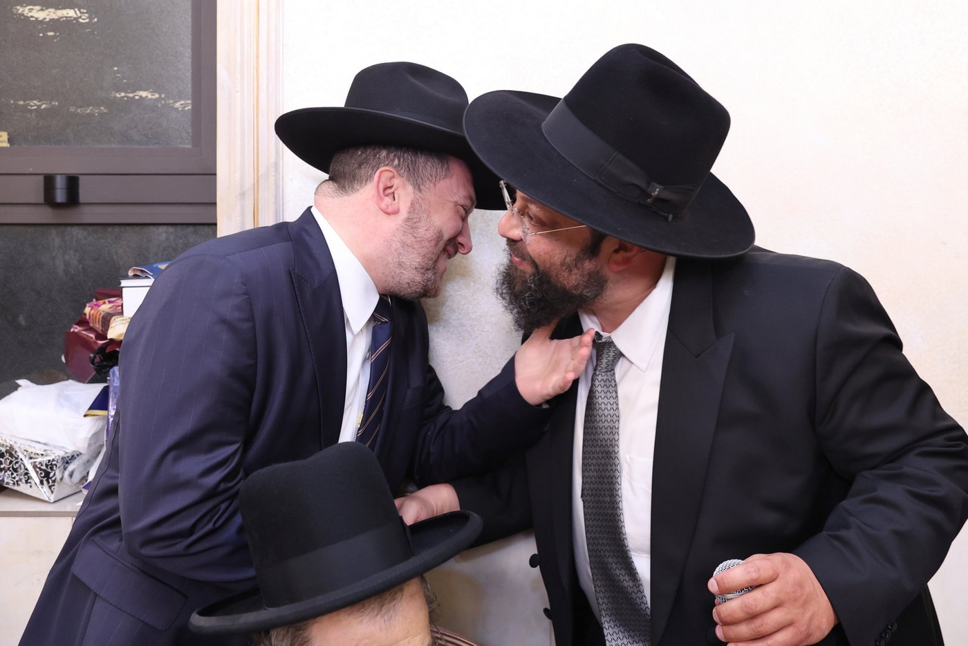 נכדו של המרא דאתרא דבני ברק נכנס למצוות | רבנים ואישי ציבור עלו לברך