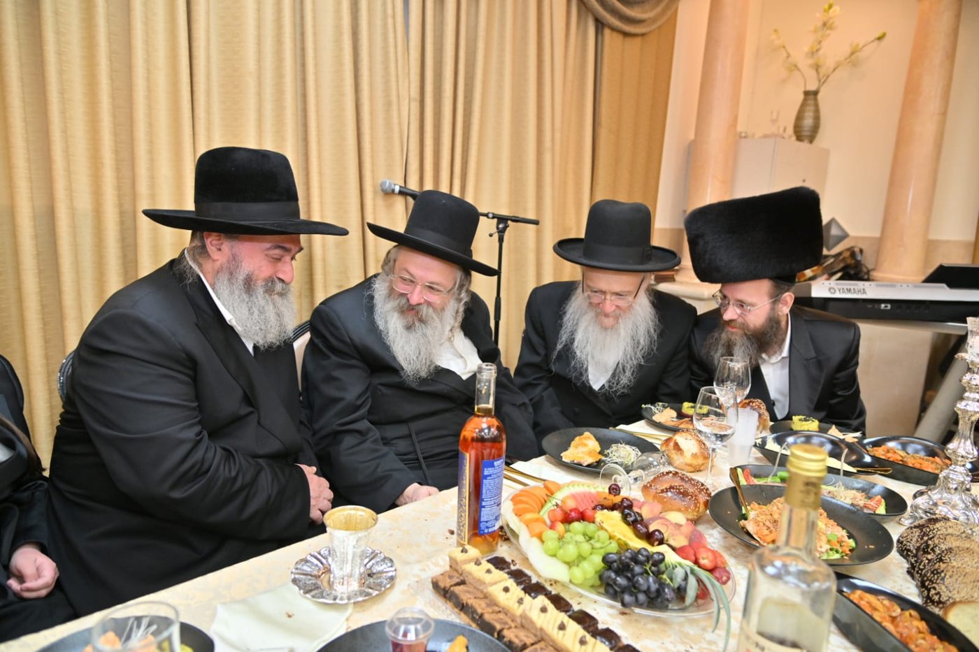זופניק בכיכר • כל התמונות, הנייעס והחשיפות של השבוע