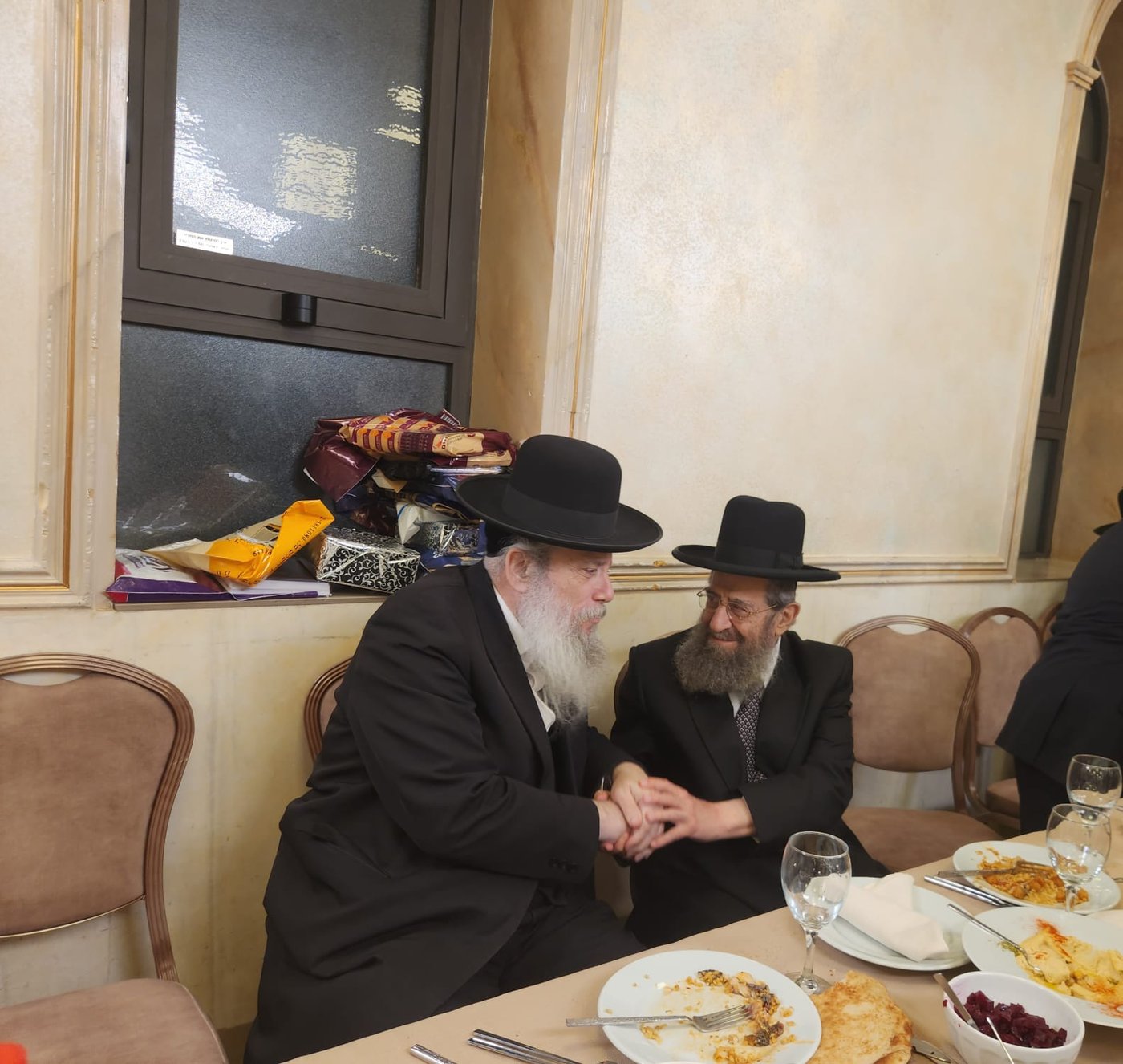 זופניק בכיכר • כל התמונות, הנייעס והחשיפות של השבוע