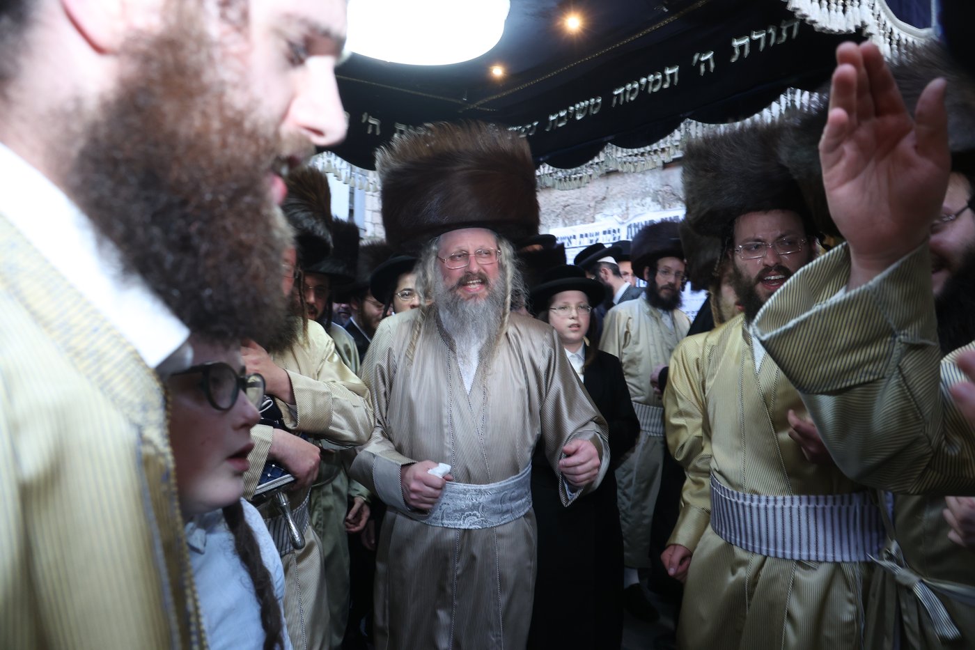 ה'וויטעפסק'ערס' חסמו את כיכר השבת | תיעוד 