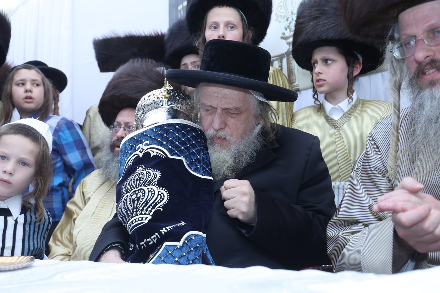 ה'וויטעפסק'ערס' חסמו את כיכר השבת | תיעוד 