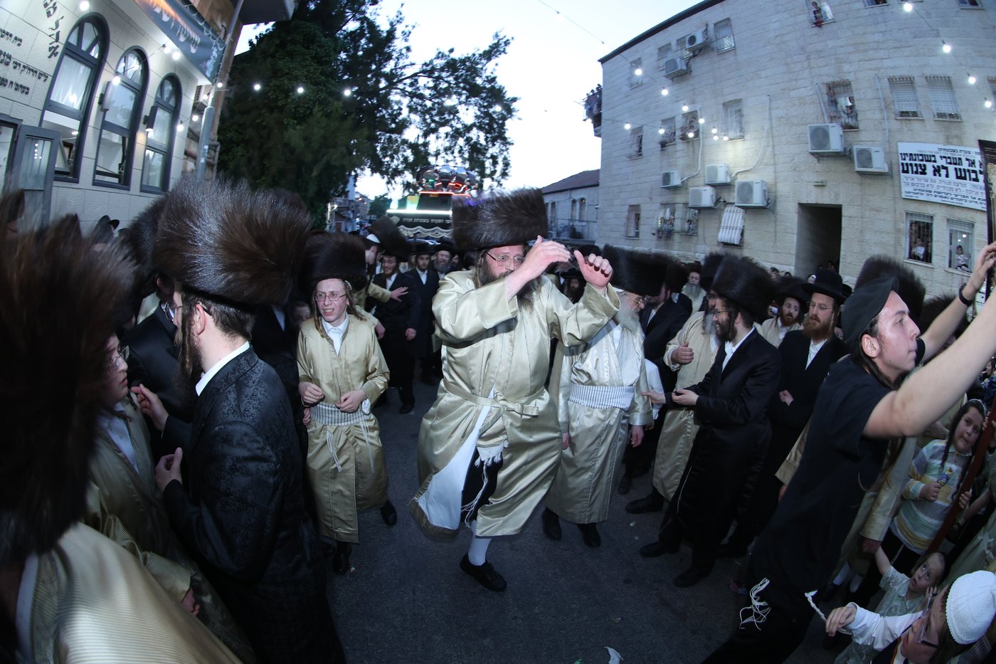 ה'וויטעפסק'ערס' חסמו את כיכר השבת | תיעוד 