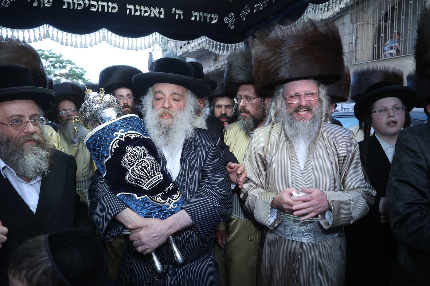 ה'וויטעפסק'ערס' חסמו את כיכר השבת | תיעוד 