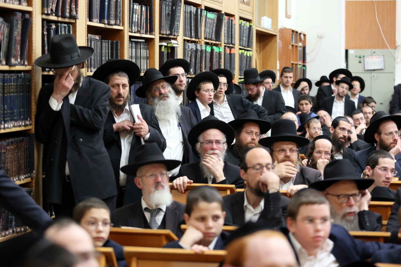 מאות התכנסו לעצרת לע"נ ראש הישיבה זצוק"ל • צפו