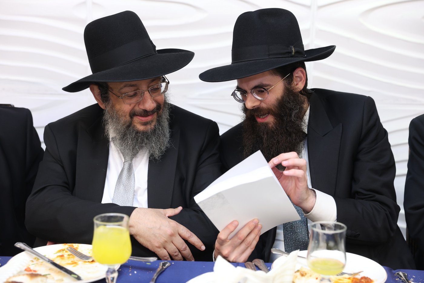הכנסת ספר תורה לישיבת 'דעת חכמה'