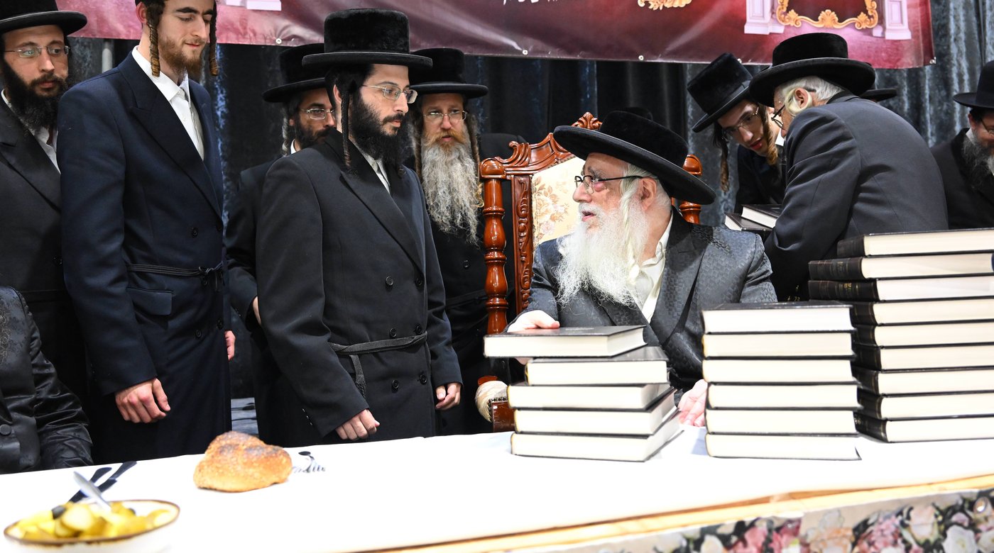 מעמד סיום הש"ס של נבחני כולל ש"ס | צפו בתיעוד