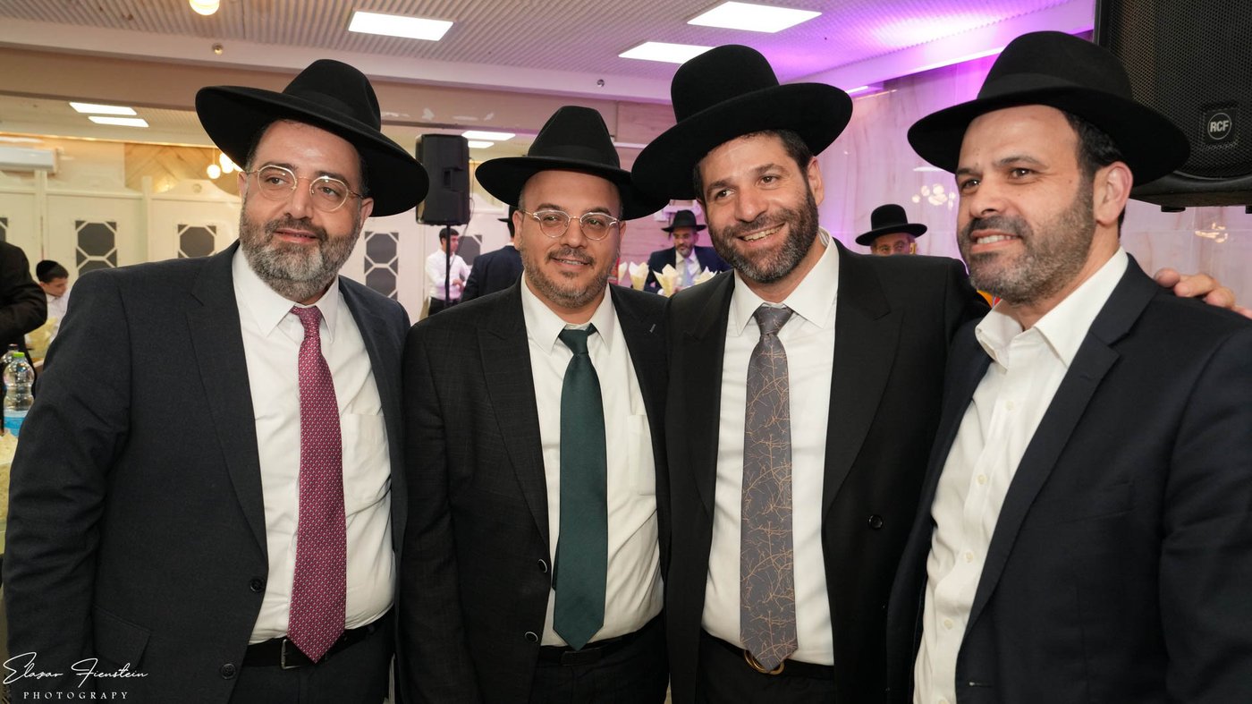 הבכיר מ'דגל' בירמץ את בנו | כולם באו לאחל מזל"ט • תיעוד