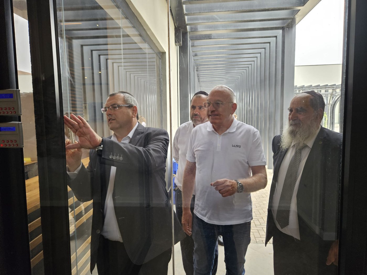 זופניק בכיכר • כל התמונות, הנייעס והחשיפות של השבוע