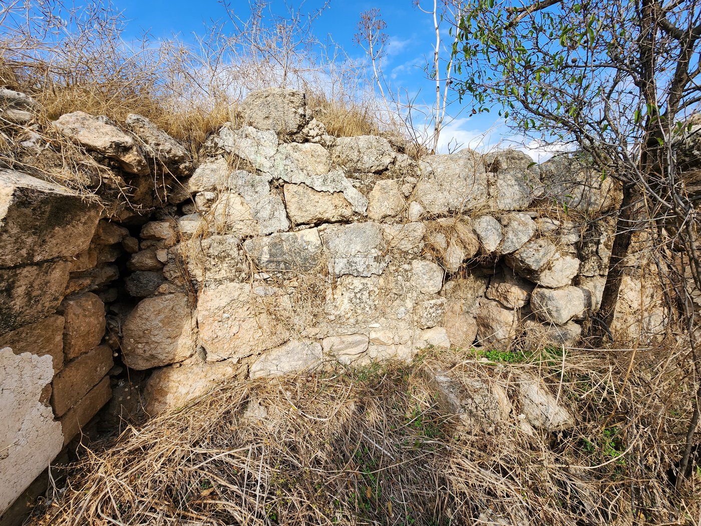 שרידי 'כפר טוב' בימינו בסמיכות לעיר מודיעין שבצידה היה לרבי אליעזר כרם