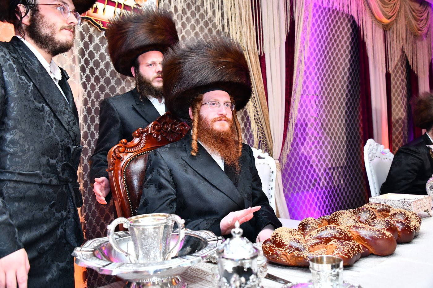הכנסת ספר תורה בקאליב