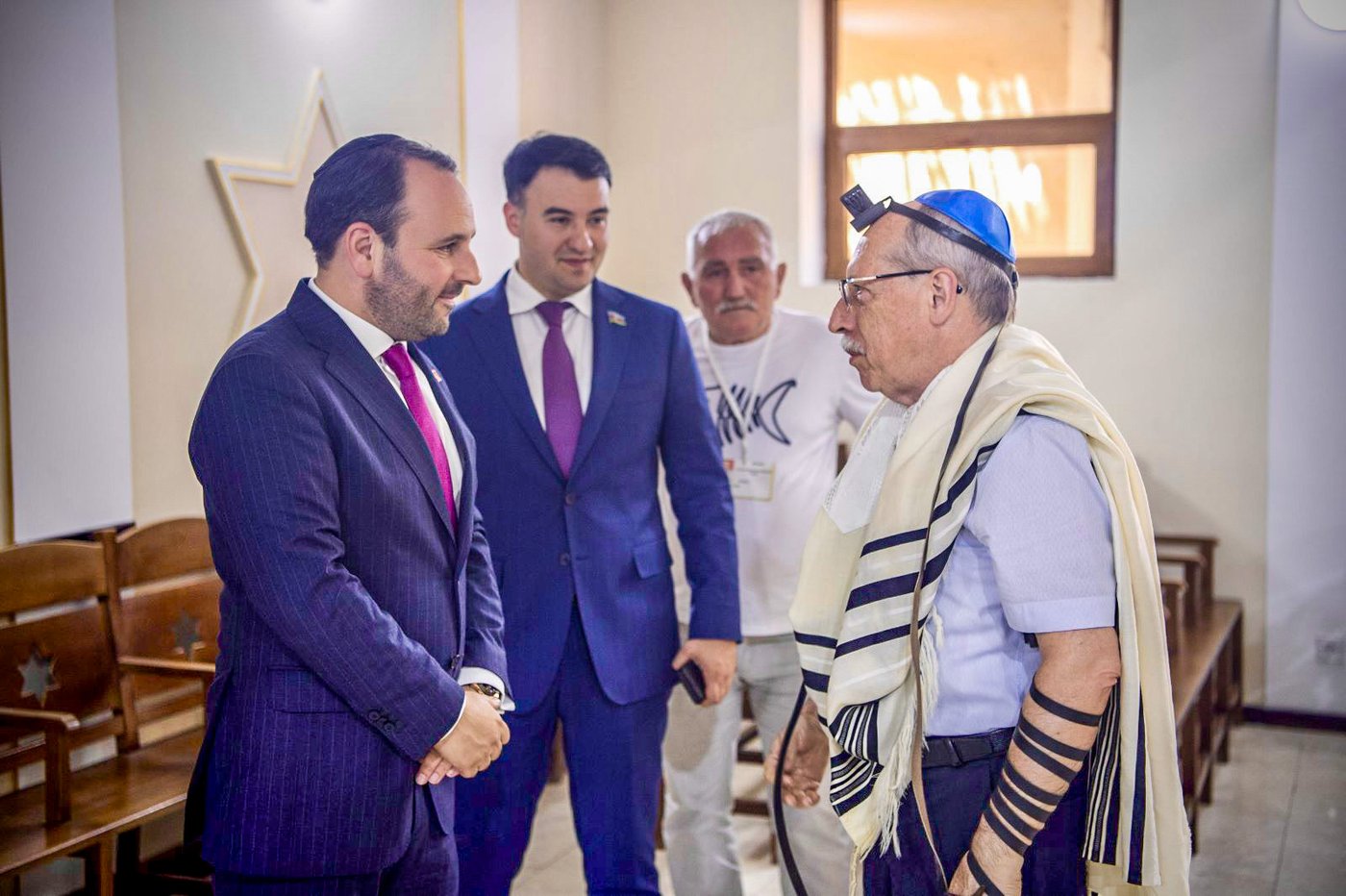 חבר הפרלמנט היהודי בבלגיה סיים ביקור רשמי באזרבייג'ן • תיעוד
