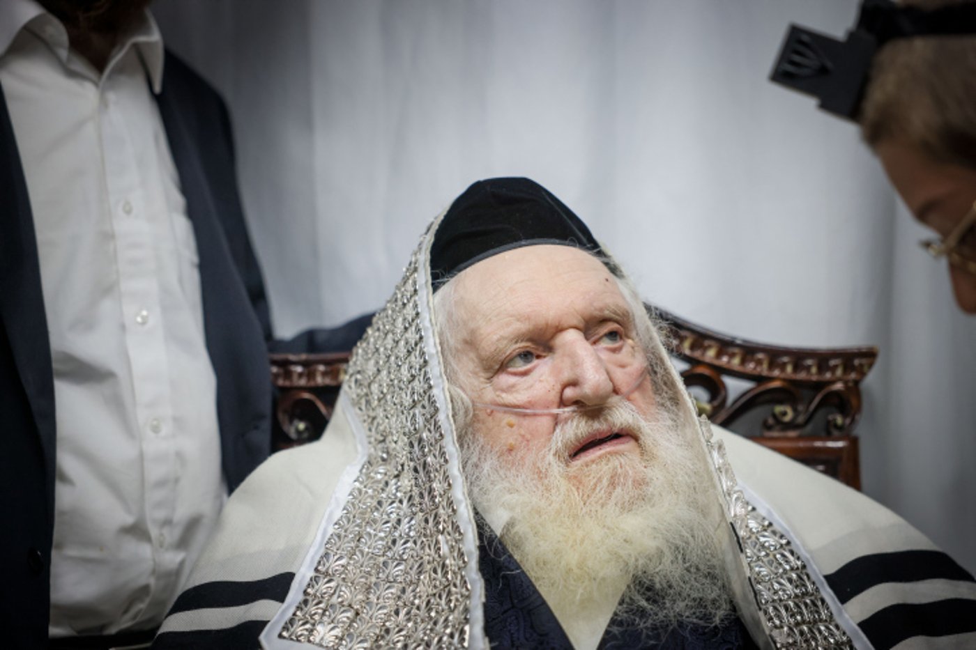 ביום אחד: ברית והנחת תפילה לבני נכדו של הגר"מ שטרנבוך