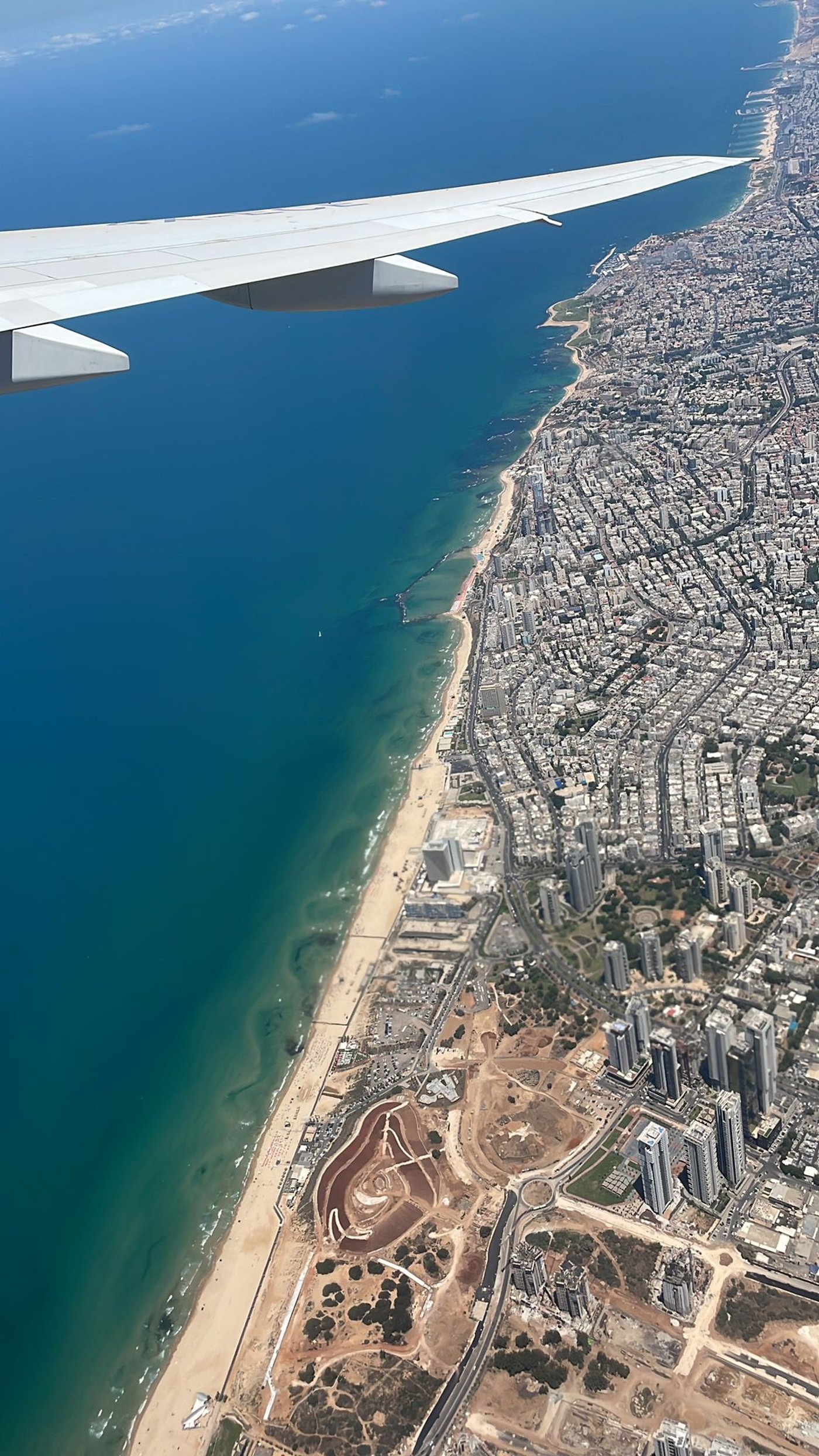 צפו: מטוס הנוסעים הגדול בישראל המריא הבוקר לפריז